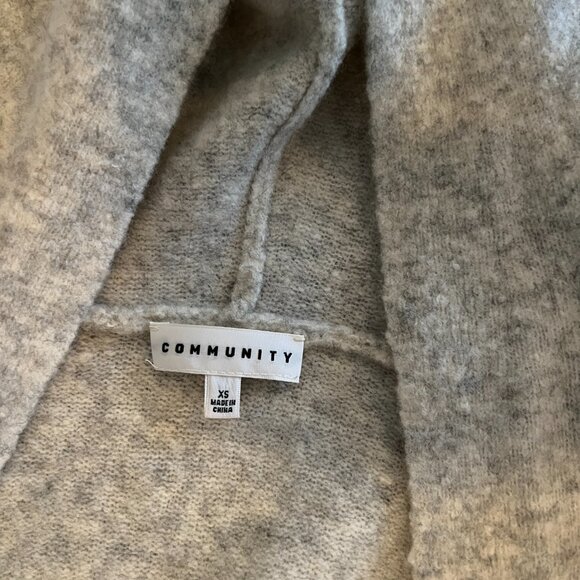 Light Grey Aritzia Community Hooded Cardigan Size XS - Picture 3 of 4